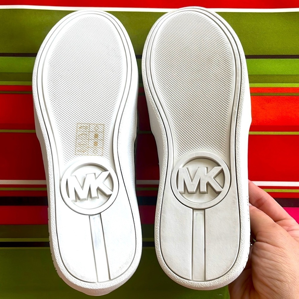 Brand New Michael Kors Logo Slip-On Sneakers Neutral Rubber Sole - Picture 13 of 13
